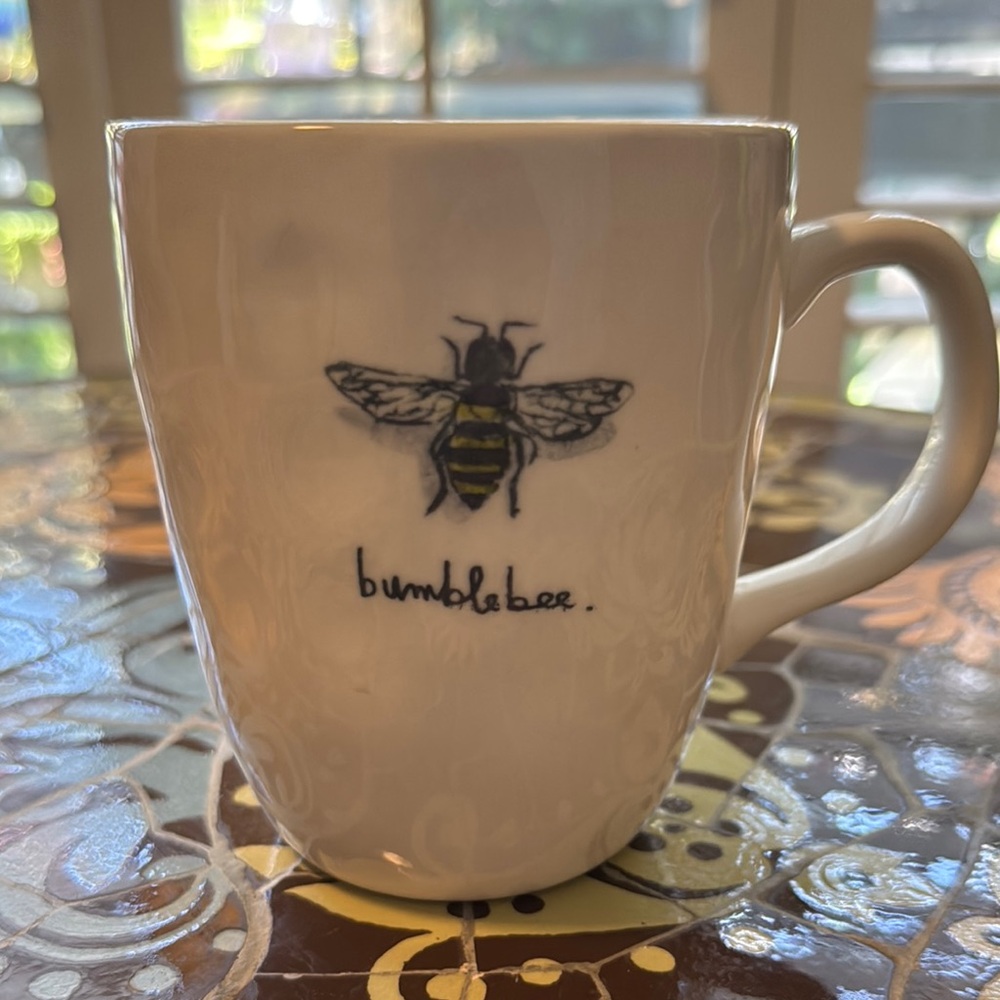 RAE DUNN  White Ceramic BUMBLEBEE Mug